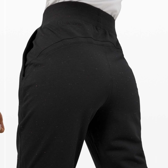 Lululemon LA Warm Down High-Rise Jogger - Picture 2 of 12